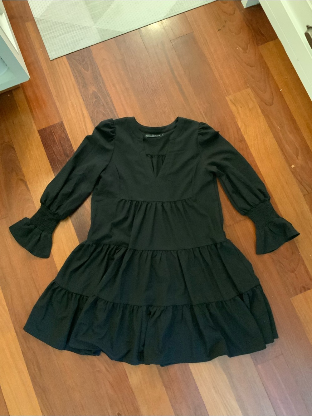 Pomander Place Black Tiered Ruffle Women’s Dress